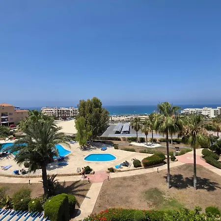 H&O White Wave Apartment Paphos